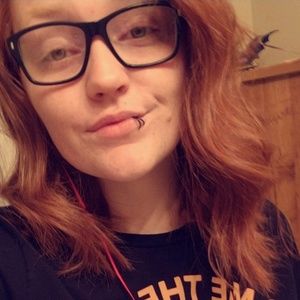 Meet your Posher, Izzie